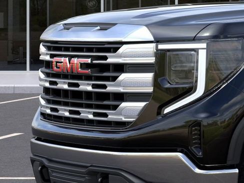 New 2026 GMC Sierra 1500 SLE image 14