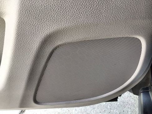 Used 2017 Honda Pilot EX-L image 25