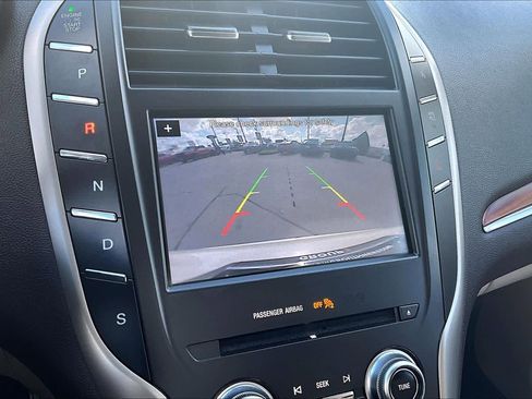 Used 2018 Lincoln MKC Select w/ Select Plus Package image 26