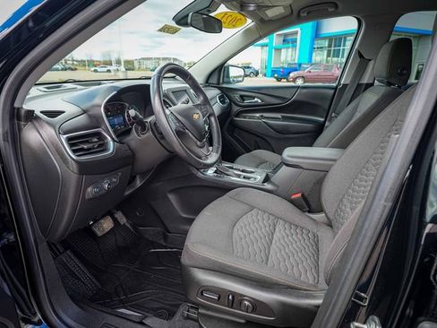 Used 2021 Chevrolet Equinox LT AWD/4WD image 16