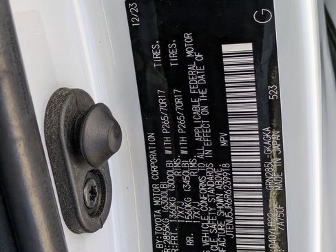 Used 2024 Toyota 4Runner SR5 Premium image 33