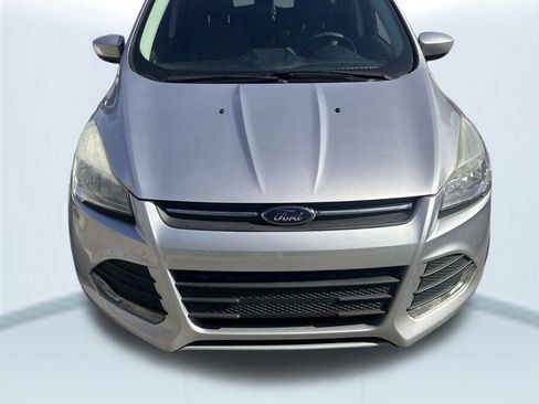 Used 2016 Ford Escape SE w/ Equipment Group 201A image 1