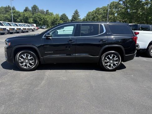 Certified 2023 GMC Acadia SLE image 4