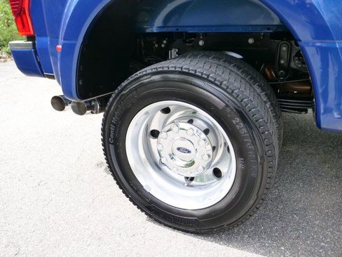 Used 2022 Ford F450 Limited w/ FX4 Off-Road Package image 36