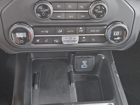 New 2025 Ford Bronco Outer Banks image 15