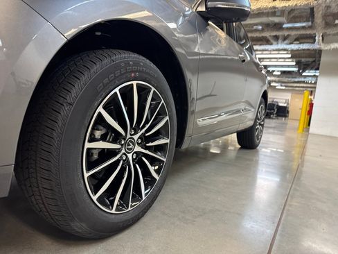 New 2026 Acura RDX SH-AWD w/ Advance Package image 13
