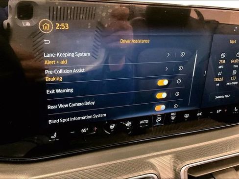 Used 2024 Ford Mustang Premium image 35