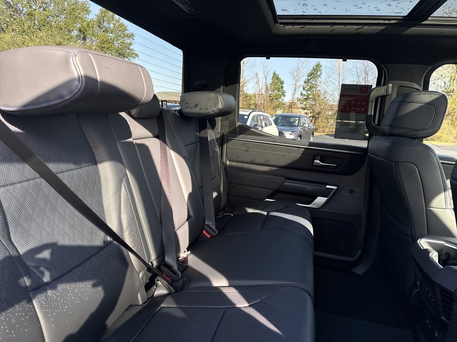 New 2025 Toyota Tundra Platinum AWD/4WD image 31