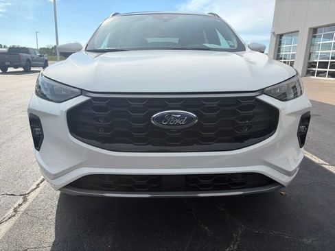 Used 2024 Ford Escape ST-Line Elite w/ Premium Technology Package AWD/4WD image 7