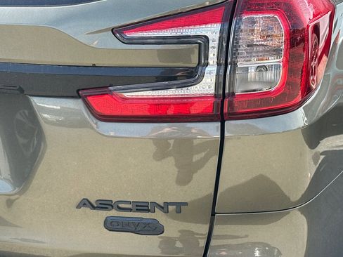 Used 2024 Subaru Ascent Onyx Edition image 8