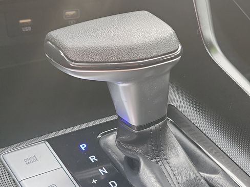 Certified 2023 Hyundai Elantra SEL image 16