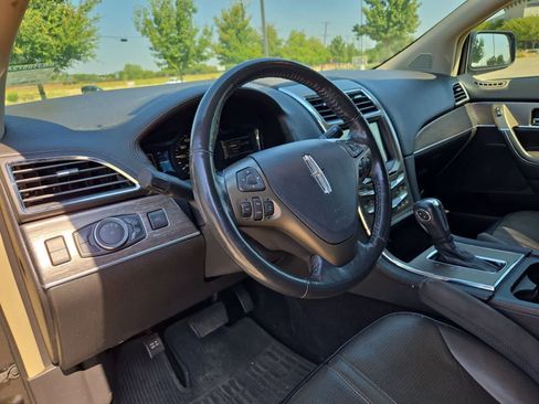 Used 2011 Lincoln MKX AWD w/ 102A Rapid Spec Order Code image 2