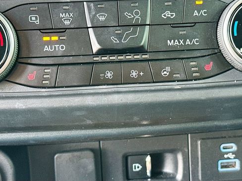 Used 2024 Ford Maverick Lariat w/ 4K Tow Package AWD/4WD image 21