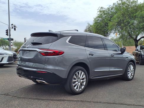 Used 2021 Buick Enclave Premium w/ Sun and Sites Package AWD/4WD image 5