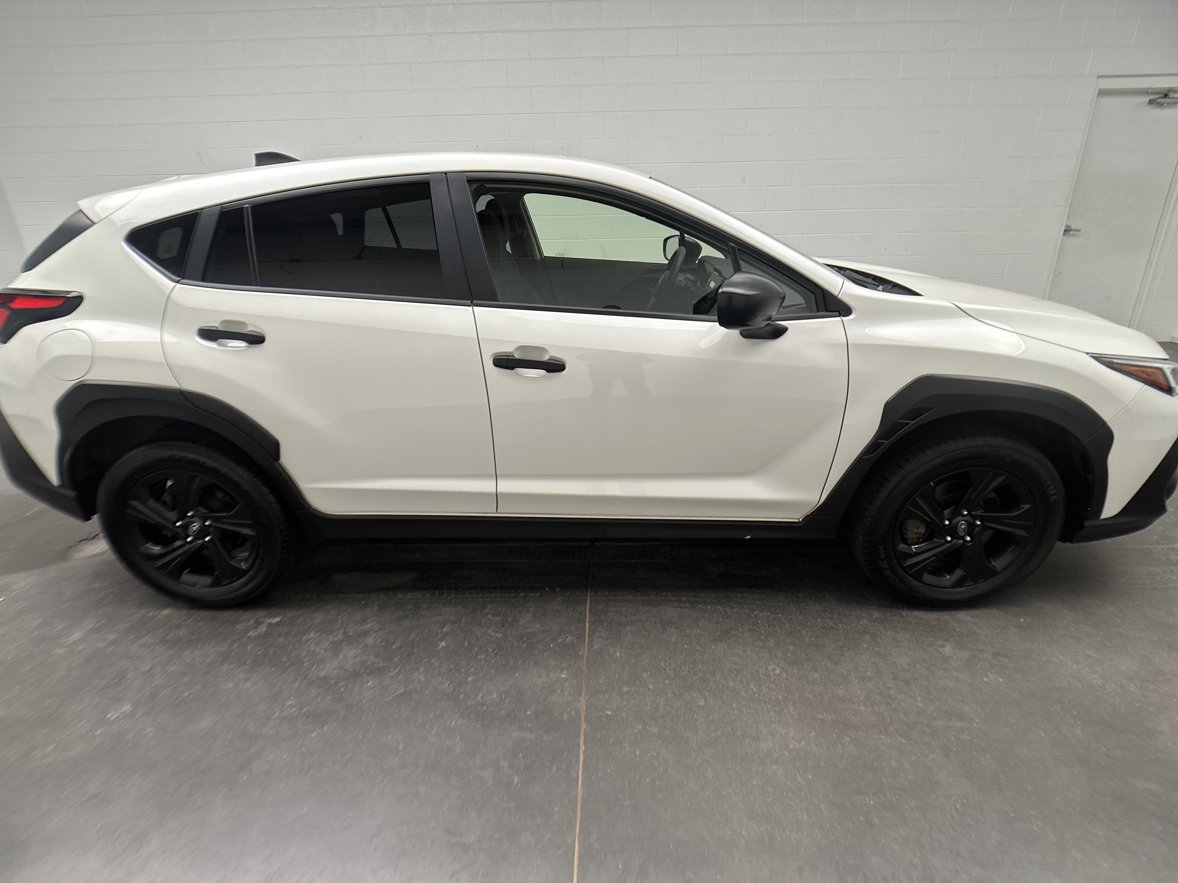 Used 2025 Subaru Crosstrek 2.0i AWD/4WD image 9