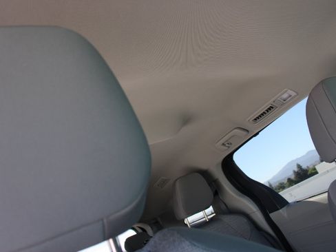 Certified 2022 Toyota Sienna LE FWD image 20
