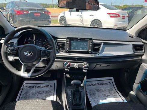 Used 2019 Kia Rio S FWD image 17