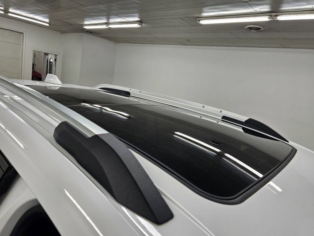 Used 2025 Chevrolet Equinox LT w/ Convenience Package II FWD image 22