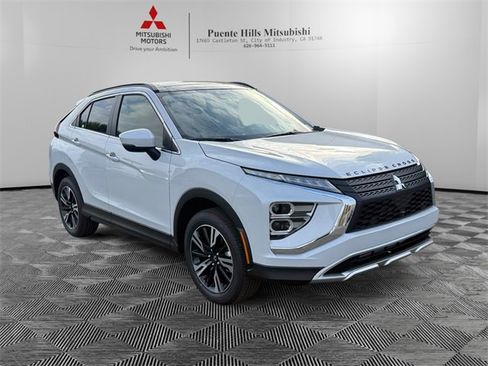 New 2026 Mitsubishi Eclipse Cross SE image 3