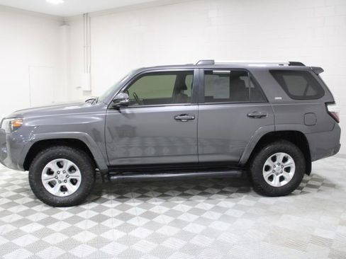 Used 2021 Toyota 4Runner SR5 Premium w/ Moonroof Package image 4