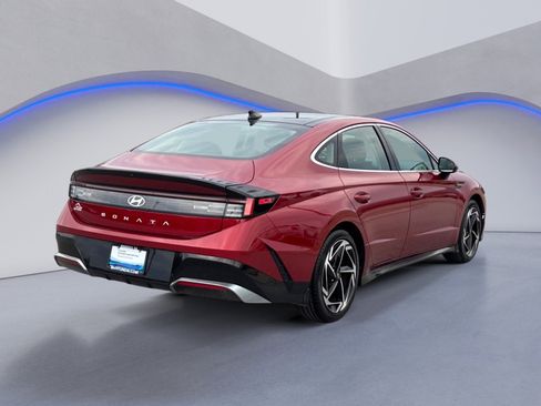 Certified 2024 Hyundai Sonata SEL w/ Convenience Package image 5