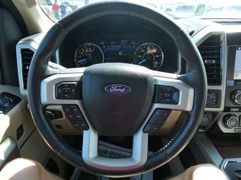 Used 2017 Ford F150 Lariat AWD/4WD image 36