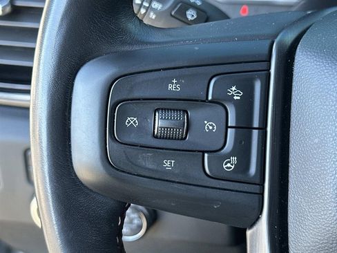 Used 2024 GMC Sierra 2500 AT4X image 25