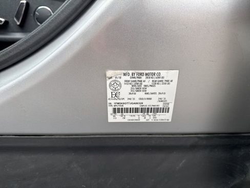 Used 2018 Ford Explorer Sport image 32