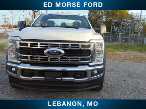 New 2026 Ford F550 4x4 Regular Cab Super Duty image 4
