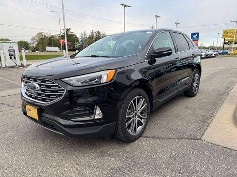 Certified 2024 Ford Edge Titanium w/ Equipment Group 301A AWD/4WD image 27