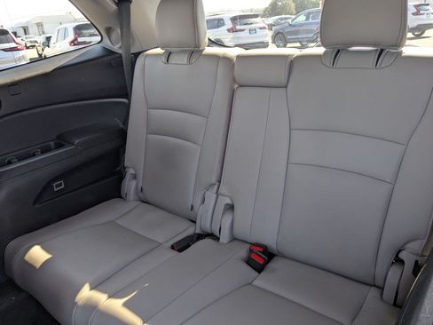 Used 2016 Honda Pilot Elite image 36
