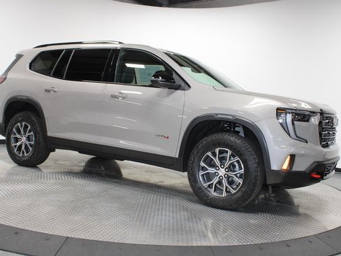 New 2026 GMC Acadia AT4 image 13