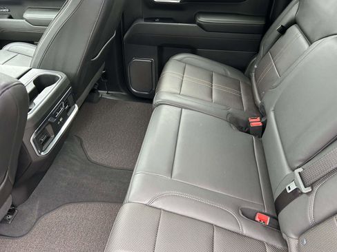 Used 2024 Chevrolet Silverado 1500 High Country w/ Midnight Edition image 12