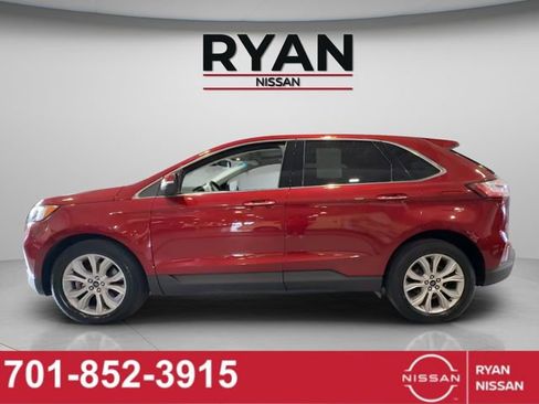Used 2019 Ford Edge Titanium w/ Equipment Group 301A AWD/4WD image 6