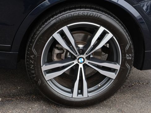 Used 2023 BMW X7 xDrive40i w/ M Sport Package AWD/4WD image 44