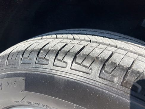 Certified 2024 Ford Escape ST-Line w/ Tech Pack #1 image 26