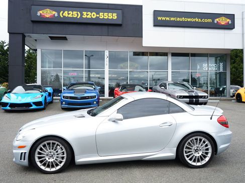 Used 2007 Mercedes-Benz SLK 55 AMG image 2