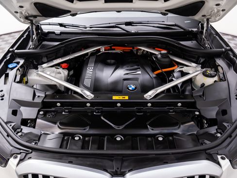 Certified 2025 BMW X5 xDrive50e image 31
