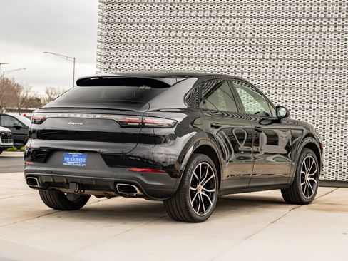 Used 2021 Porsche Cayenne Coupe image 4