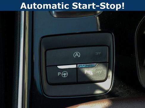 Used 2020 Ford Edge Titanium w/ Equipment Group 301A image 23