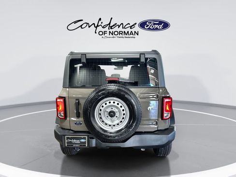 New 2025 Ford Bronco 4-Door image 7