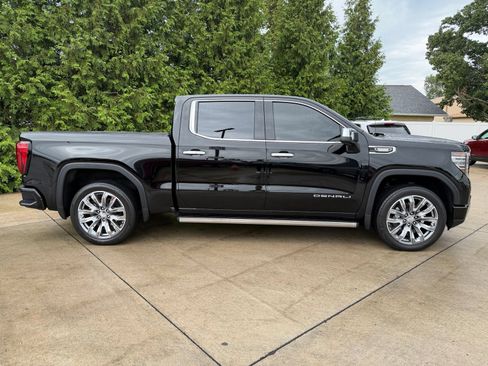 Used 2024 GMC Sierra 1500 Denali w/ Denali Reserve Package AWD/4WD image 32
