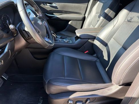 Used 2023 Cadillac XT4 Sport FWD image 17