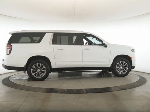 Used 2024 Chevrolet Suburban LS w/ Driver Alert Package image 6