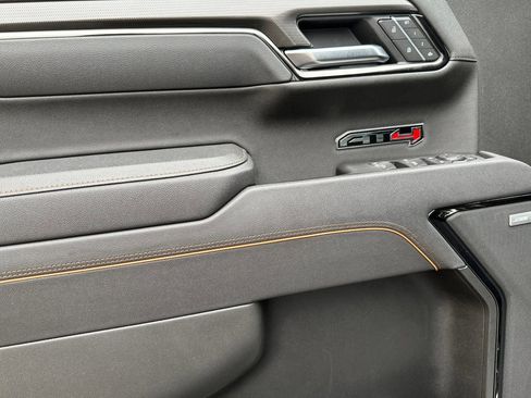 Certified 2025 GMC Sierra 1500 AT4 w/ AT4 Premium Package image 11