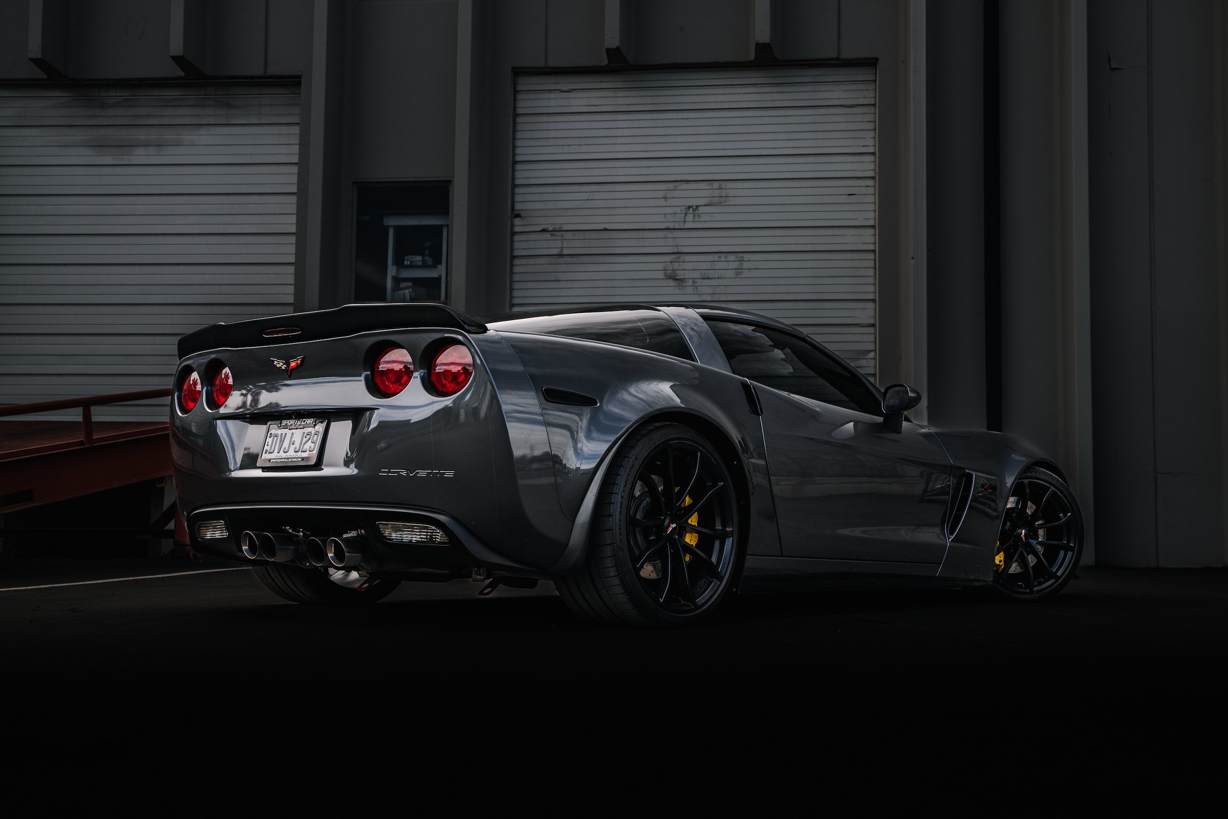 Used 2012 Chevrolet Corvette Z06 w/ 2LZ Preferred Equipment Group RWD image 3