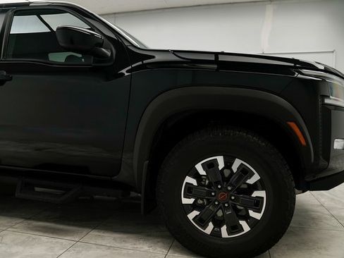 Used 2024 Nissan Frontier PRO-4X w/ Off-Road Protection Package image 5