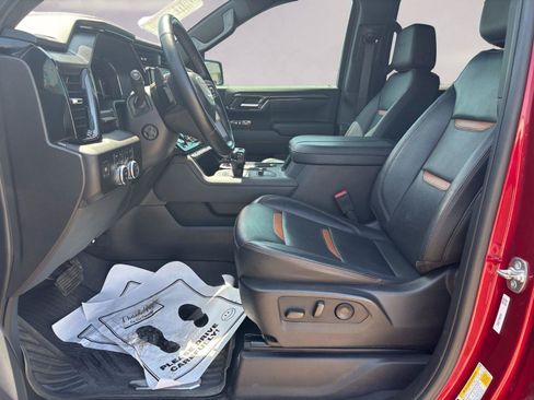 Used 2025 GMC Sierra 1500 AT4 w/ AT4 Premium Package AWD/4WD image 9