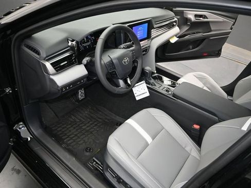 New 2026 Toyota Camry SE image 4
