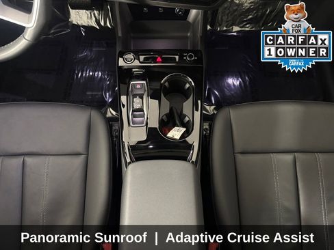 Used 2025 Audi Q6 e-tron Premium w/ Convenience Package image 21